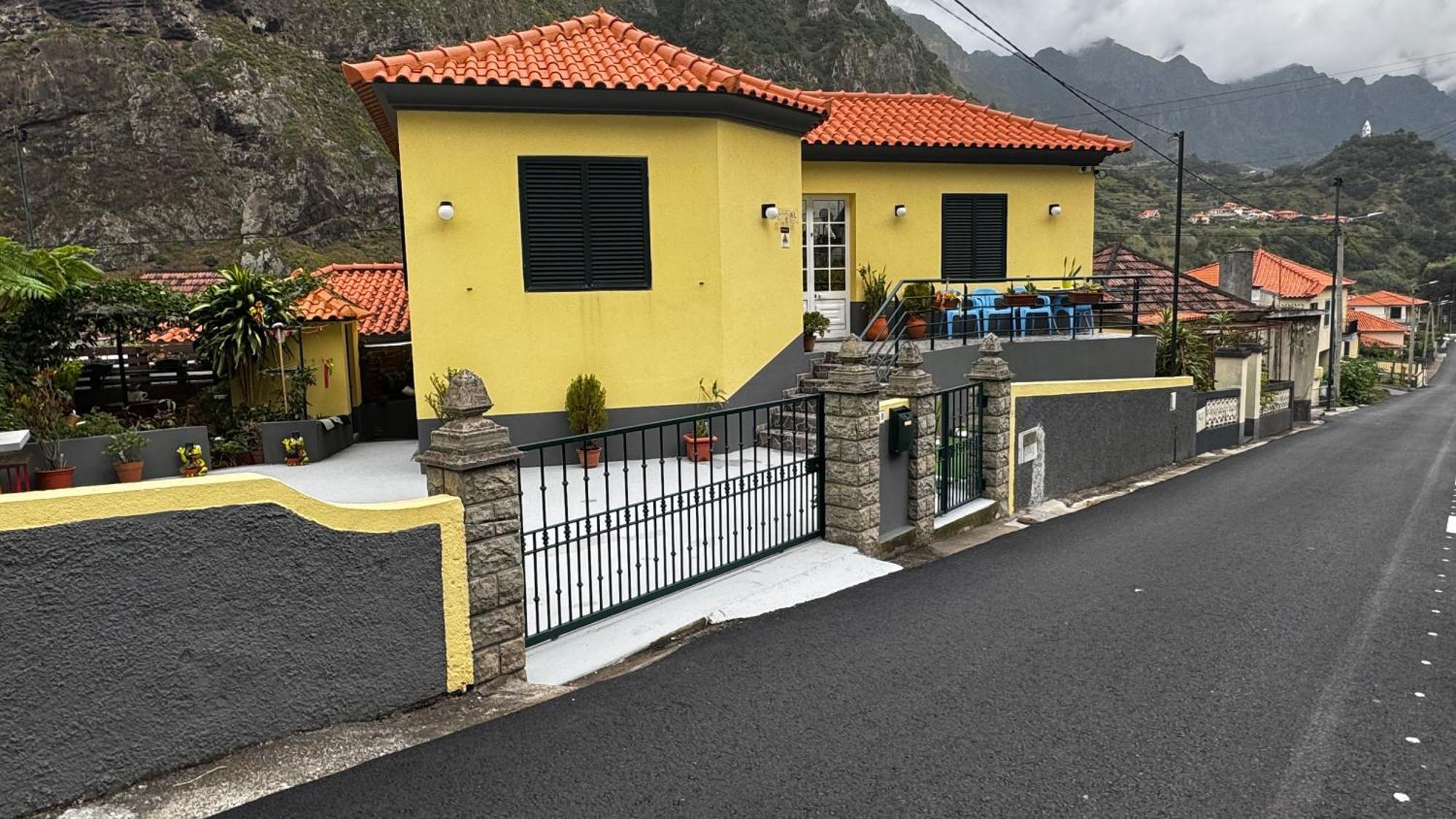 Terra Cha Cottage,Feel Home, São Vicente 외부 사진